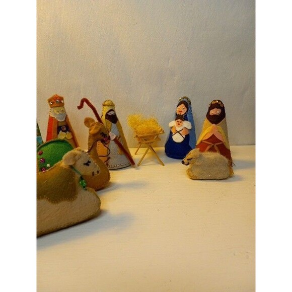 Vtg Felted Nativity Set Mary Joseph Jesus Camel Sheep Goats Handmade Christmas - Picture 3 of 5
